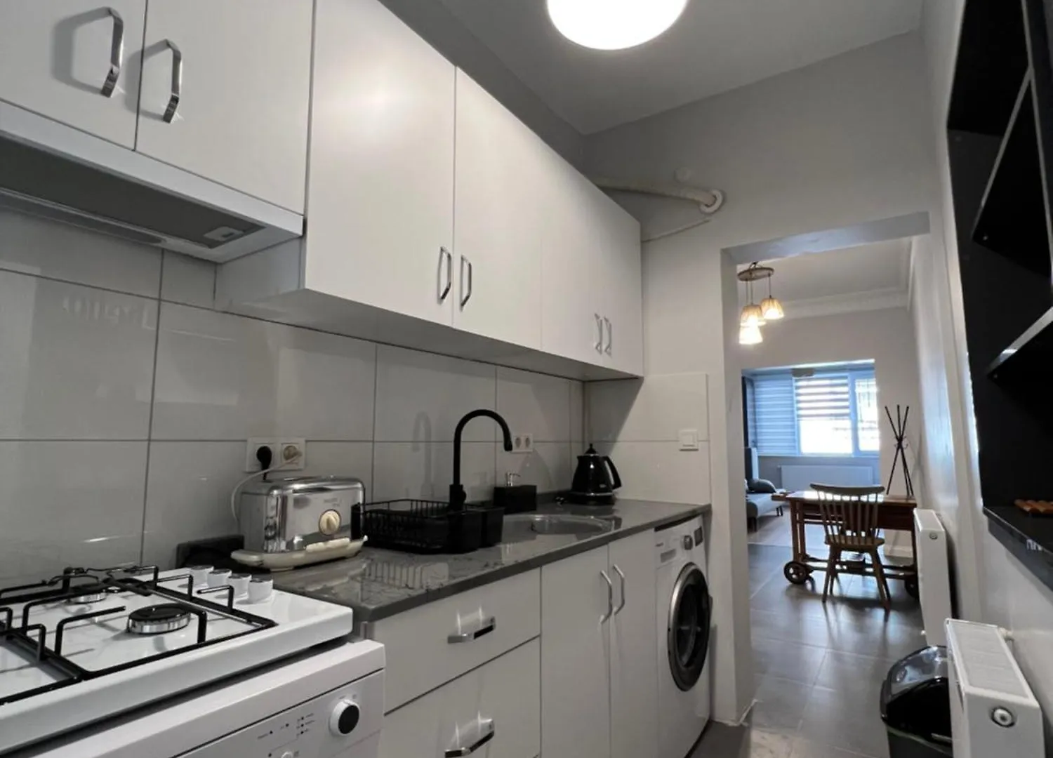 Comfy 1-Bedroom With A Terrace Rental In Kadikoey Istanbulská provincie 0*,  Turecko